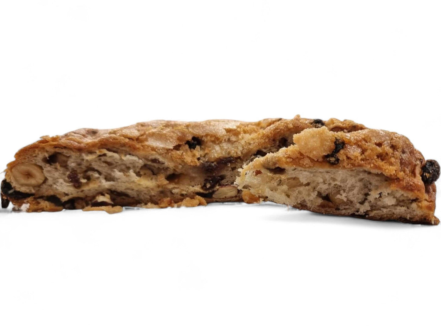 Focaccia dolce artigianale intera, vista di profilo – prodotto tipico con frutta secca e crosticina croccante