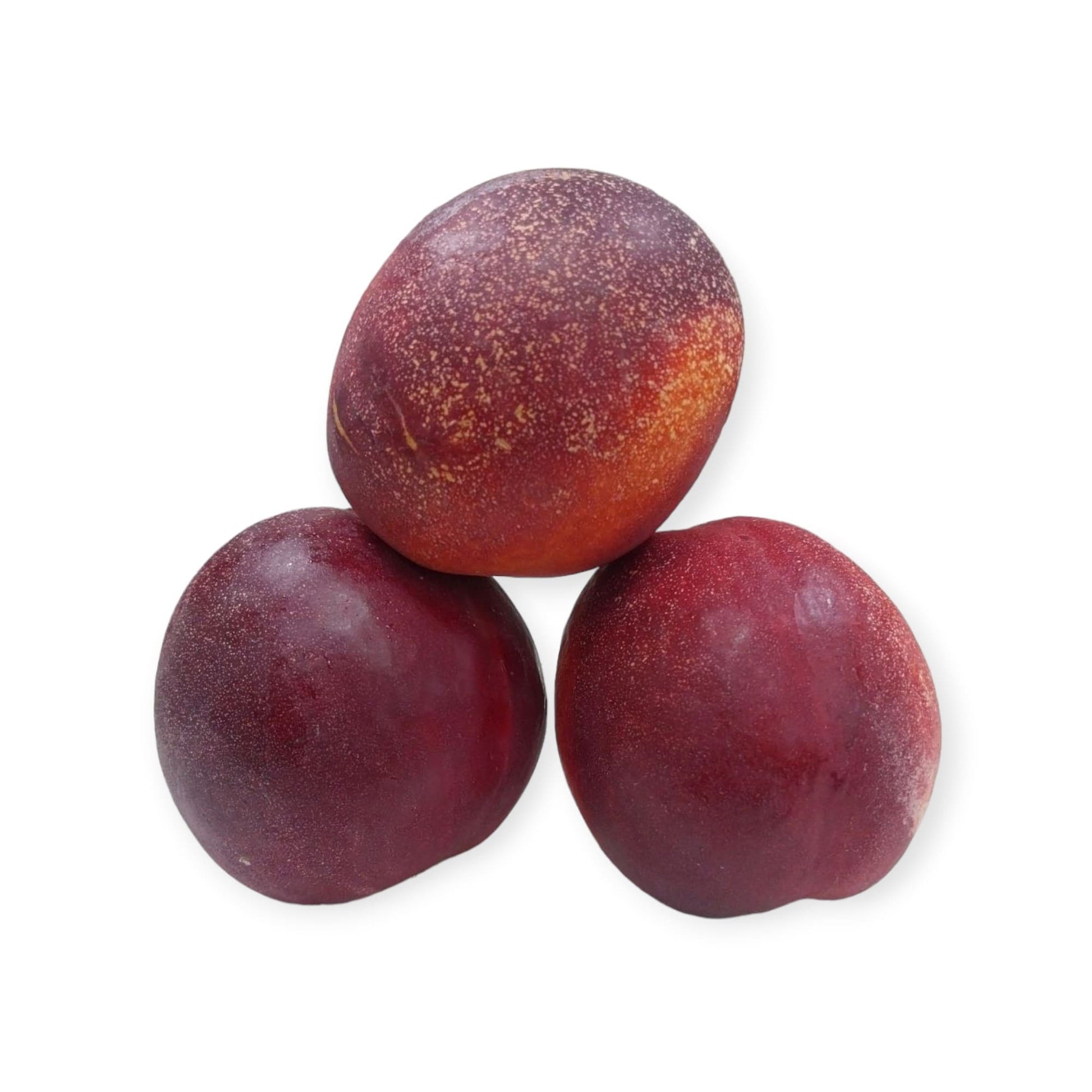 Pesche noci italiane dolci e succose, frutta estiva fresca e naturale